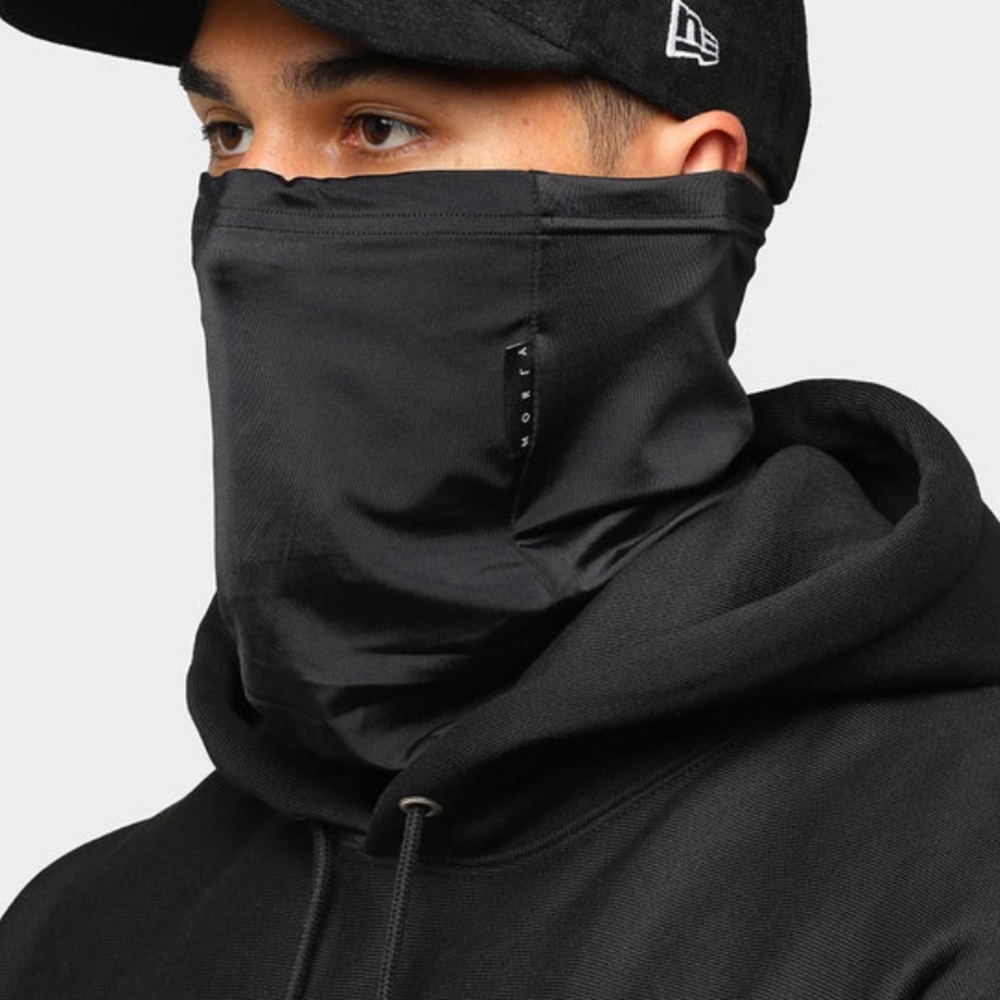SAINT MORTA FACE MASK. CONDITION IS BRAND NEW UNWORN. OS.